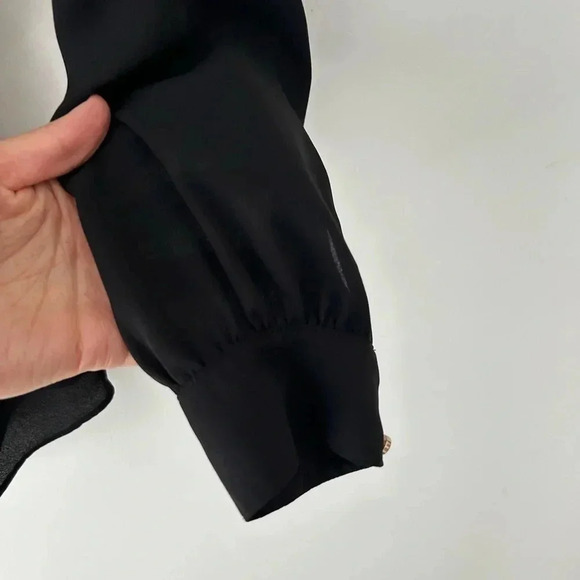 Aritzia Babaton collard plunge attached scarf  top - Picture 8 of 13